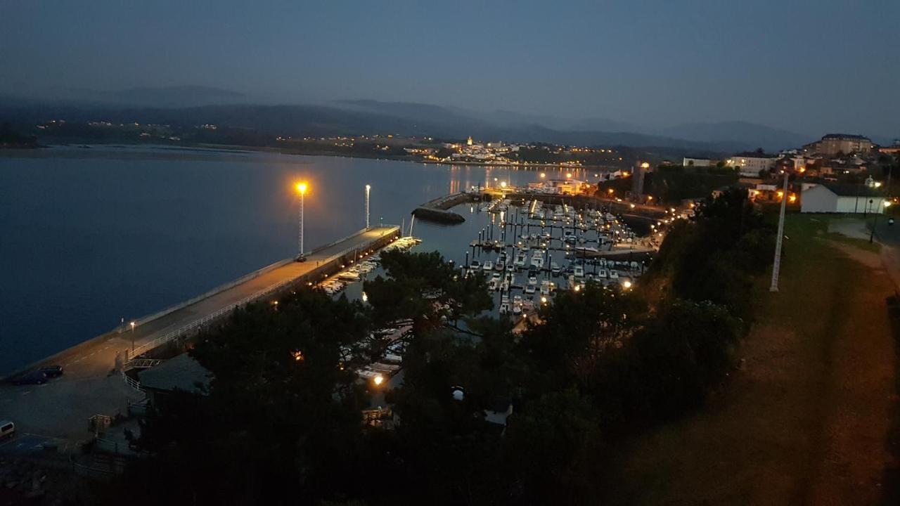 Apartamentos Halcon Ribadeo Εξωτερικό φωτογραφία