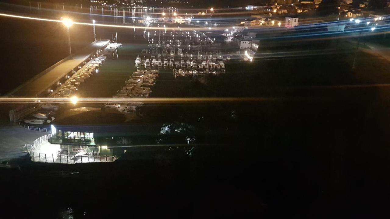 Apartamentos Halcon Ribadeo Εξωτερικό φωτογραφία
